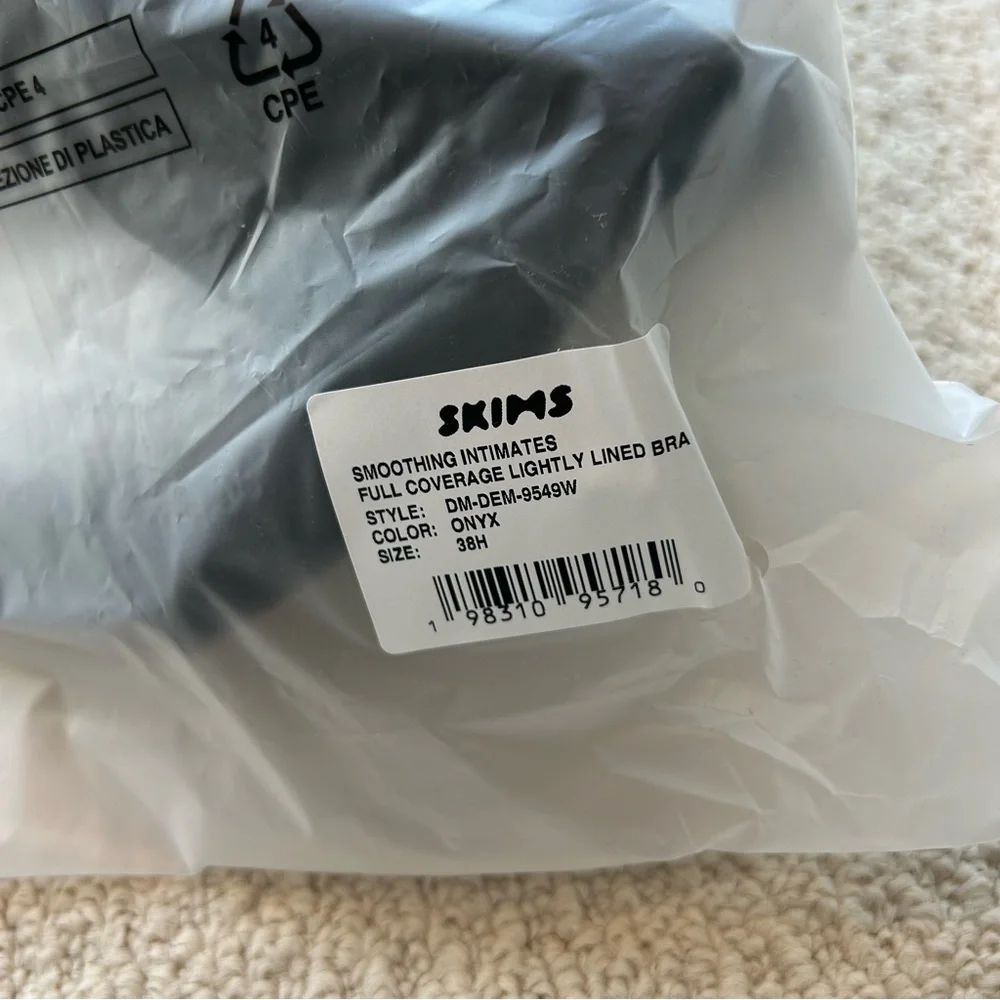 SKIMS Smoothing Intimates Full Coverage Onyx Bra 38H - Picture 5 of 7